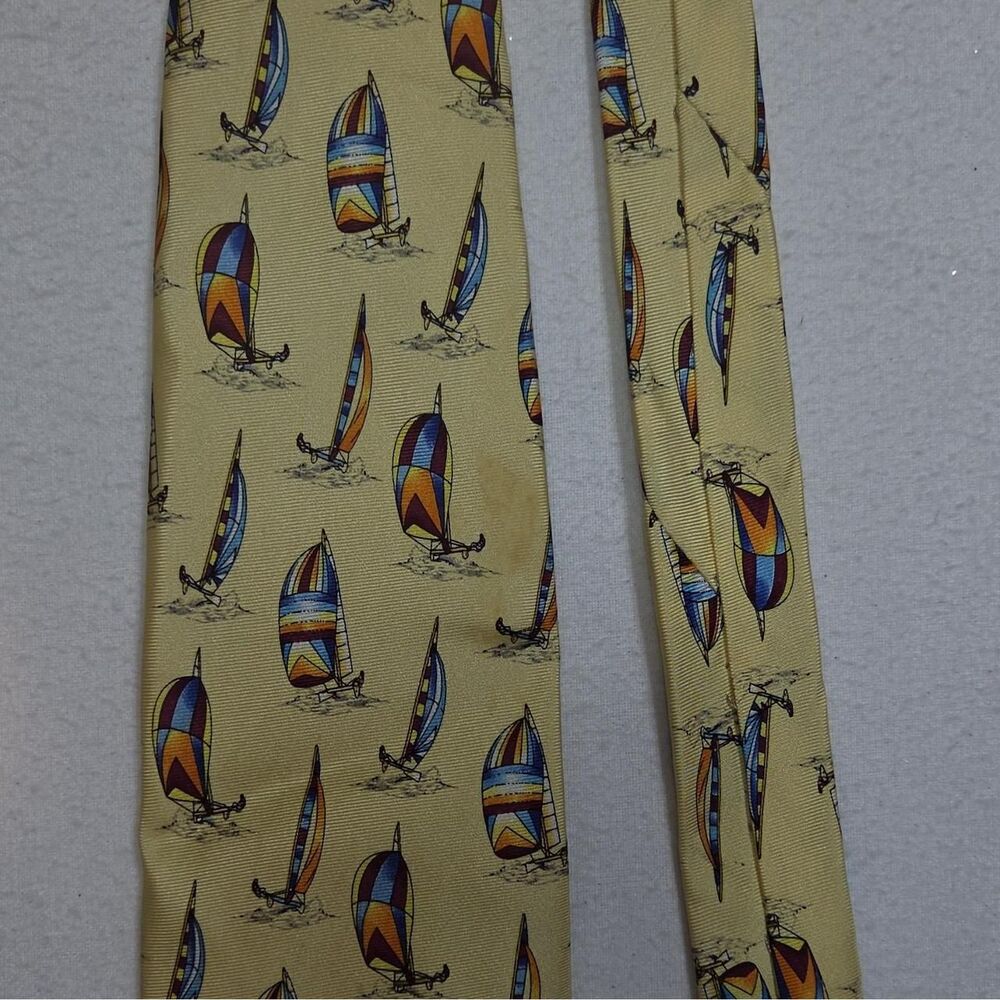 Men's Accessory - Picture 7 of 8